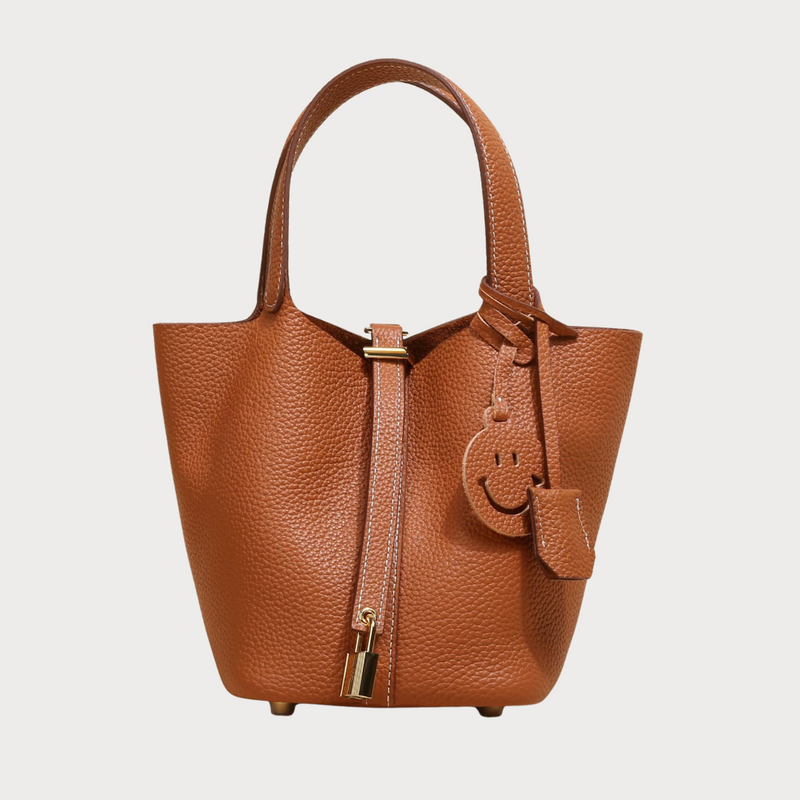 KELLY CAMEL